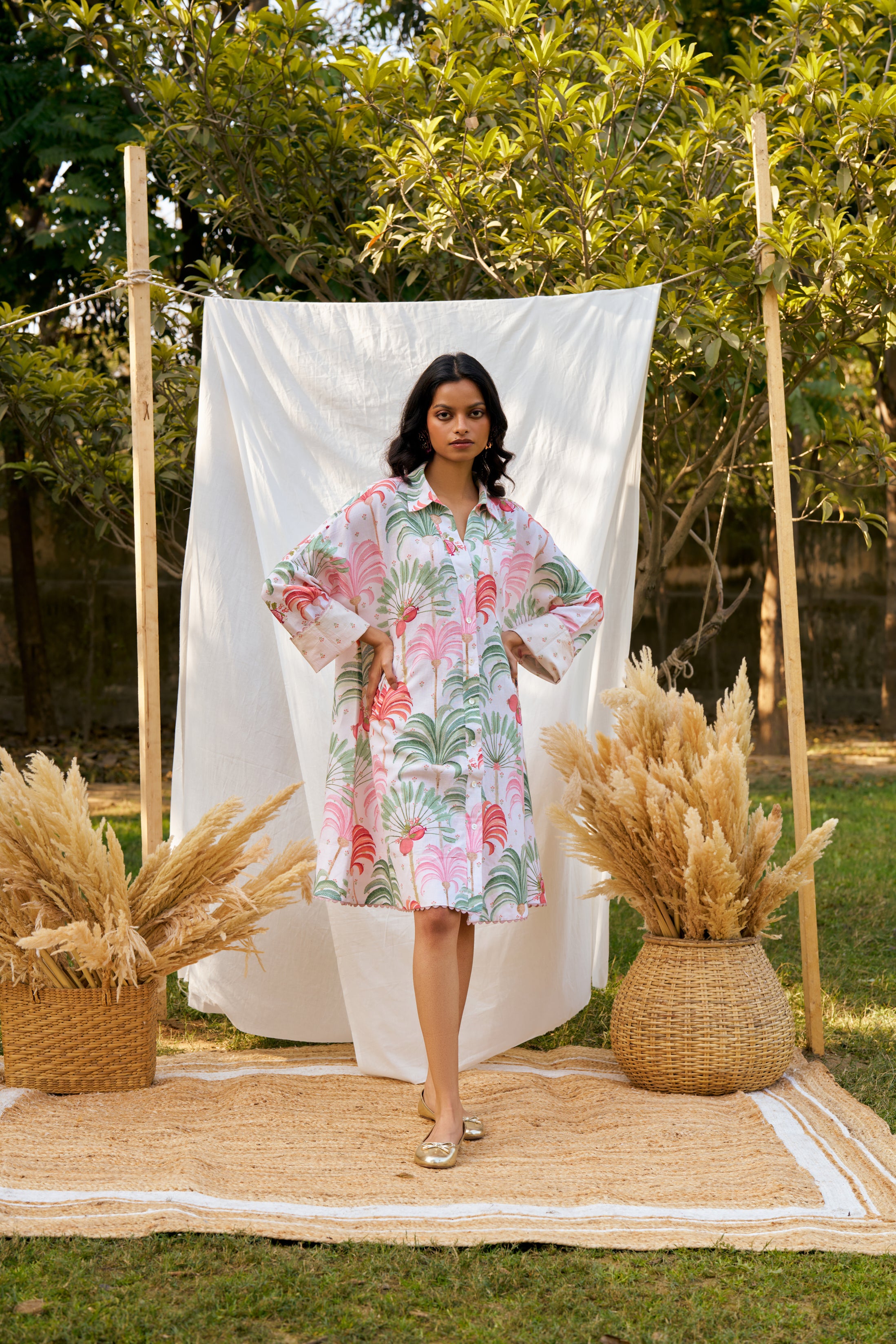 Palm Solstice Shirt Dress – coral concept