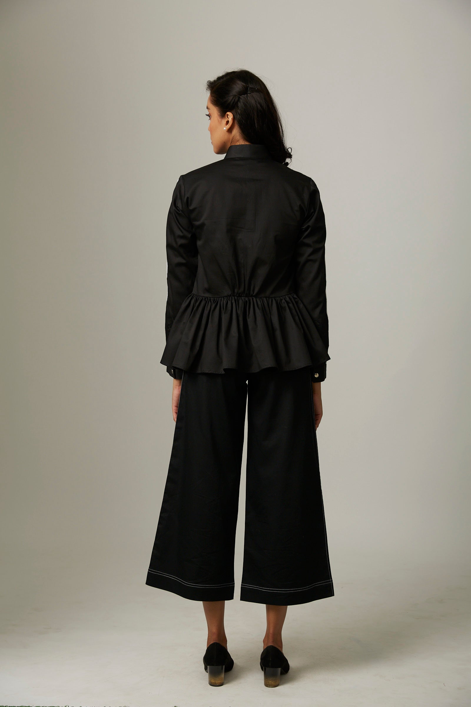 Formal U Gather Top With Katha Stitch Pants