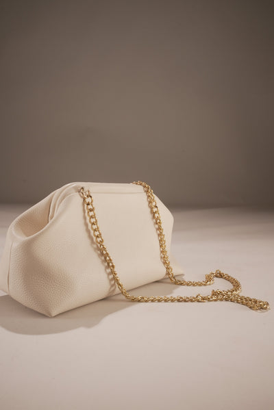 Westoria White Grained Clutch & Slingbag