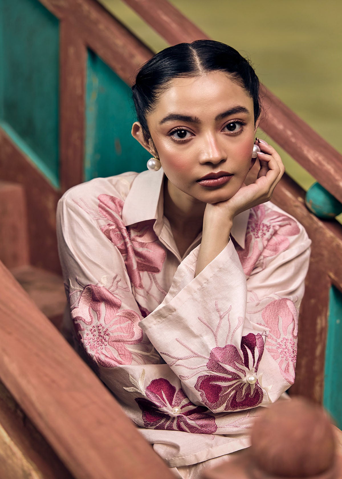 Rose Bloom Elongated Shirt Dress