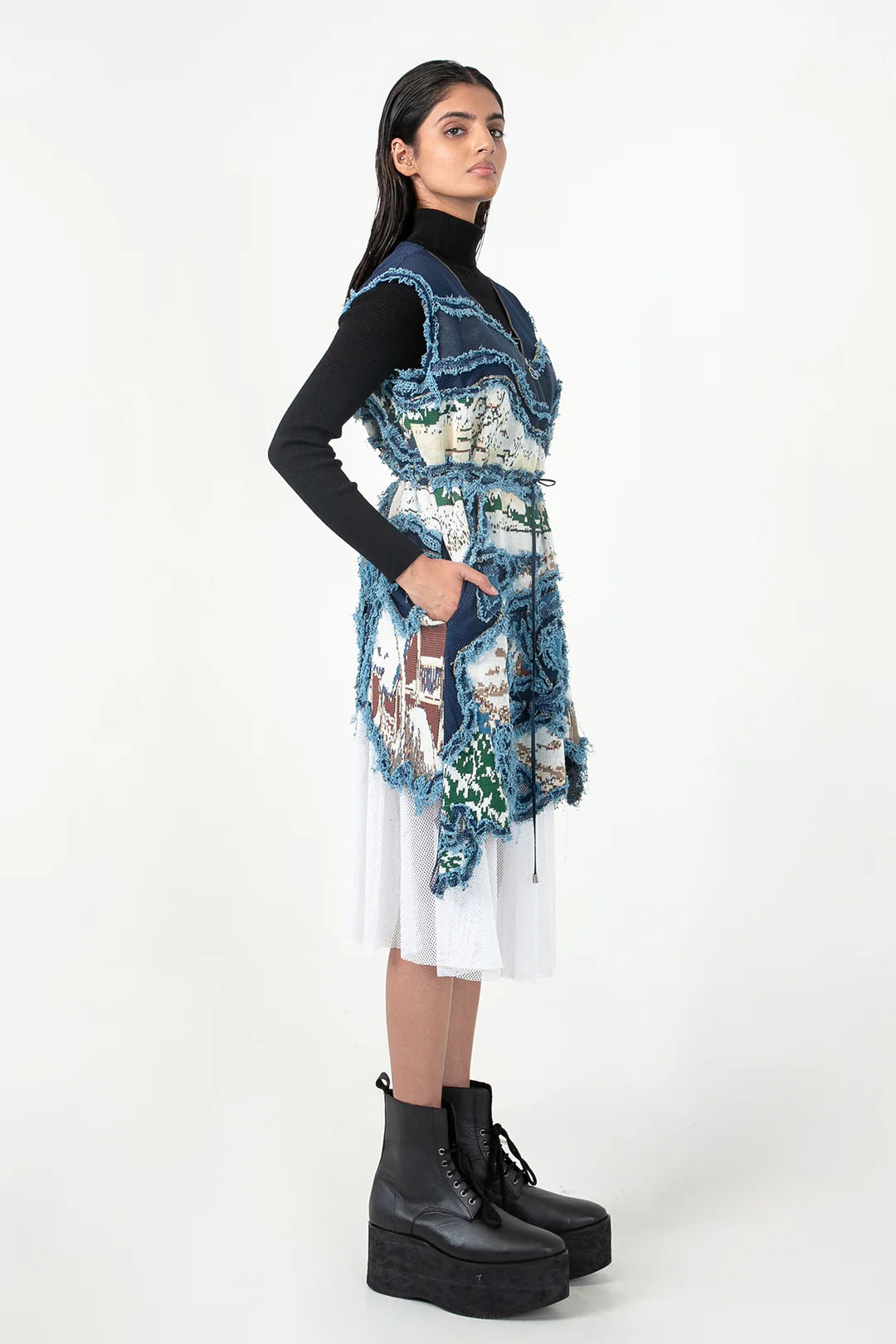 Broken Wave V Neck Short Dress With Skirt