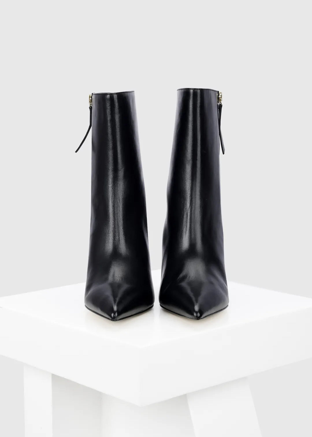 113434-Black-3.webp