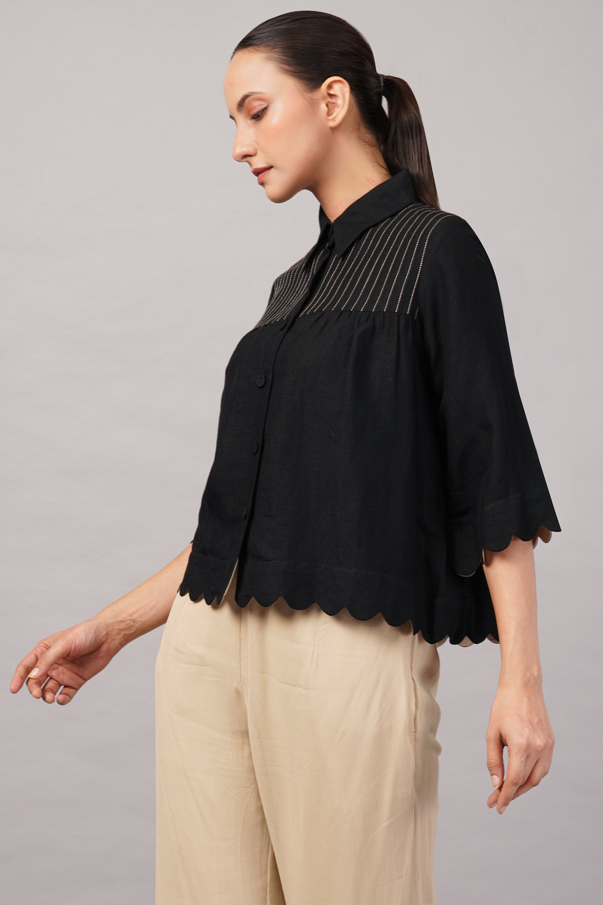 Scallop Top