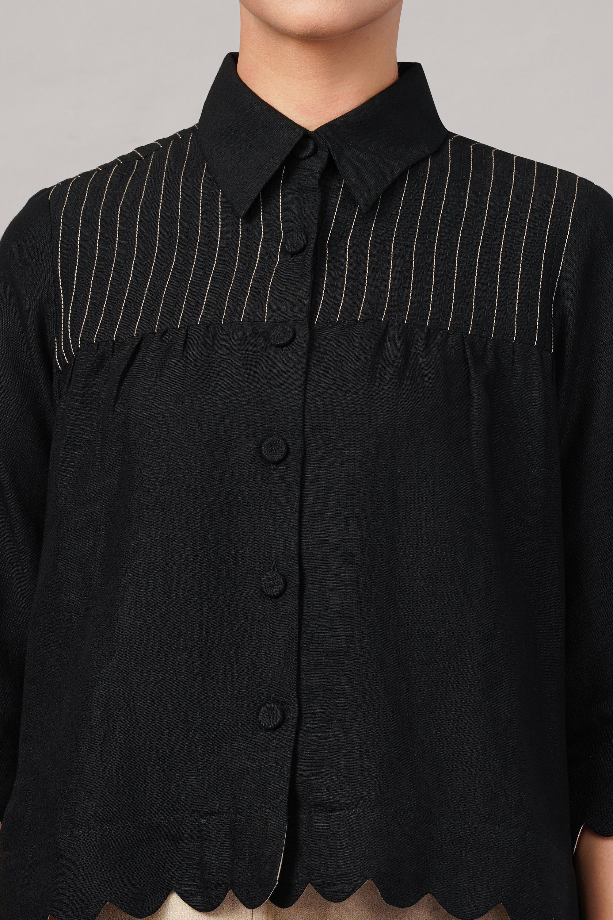 Scallop Top