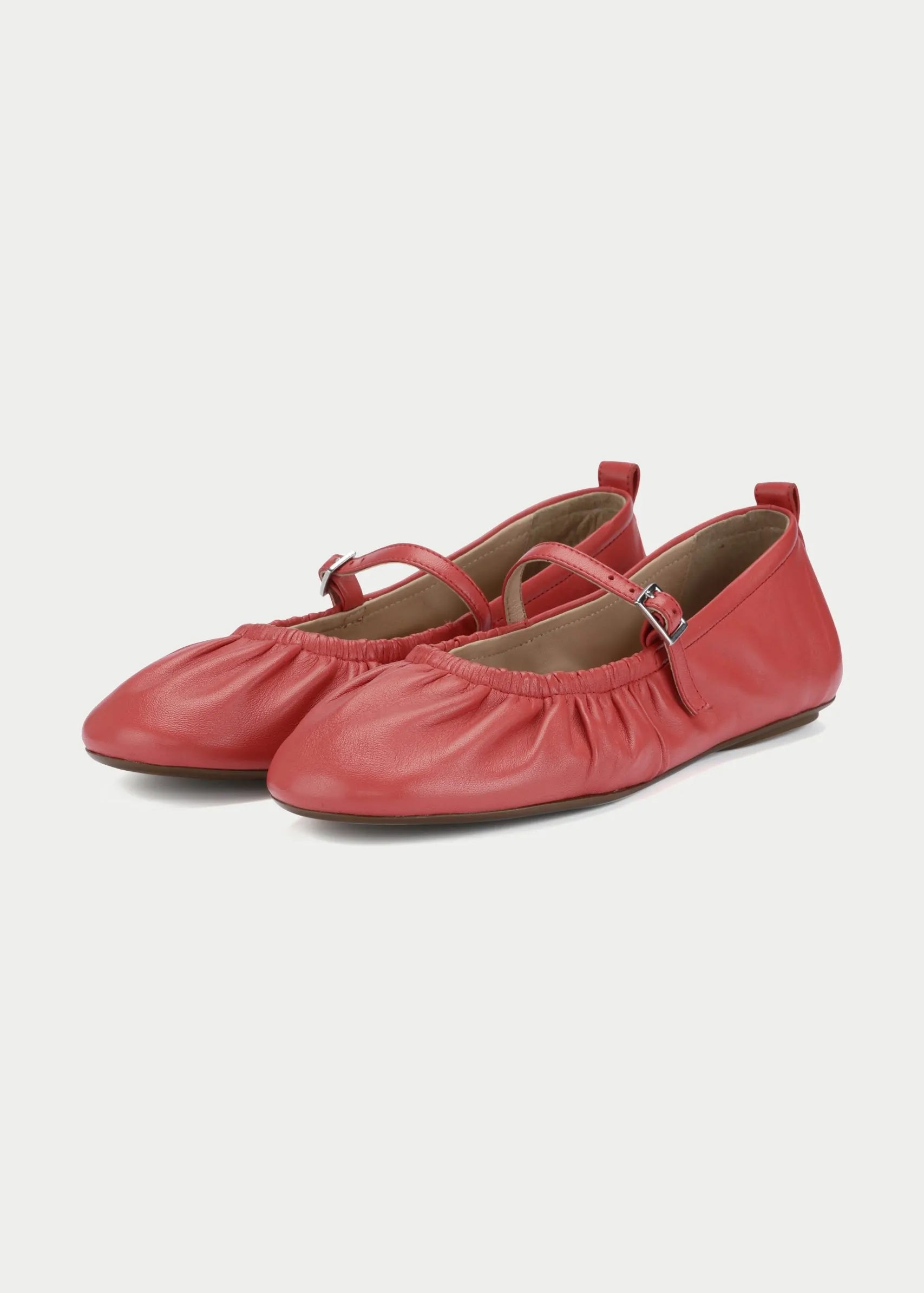 119607-Red-3-scaled-1.webp