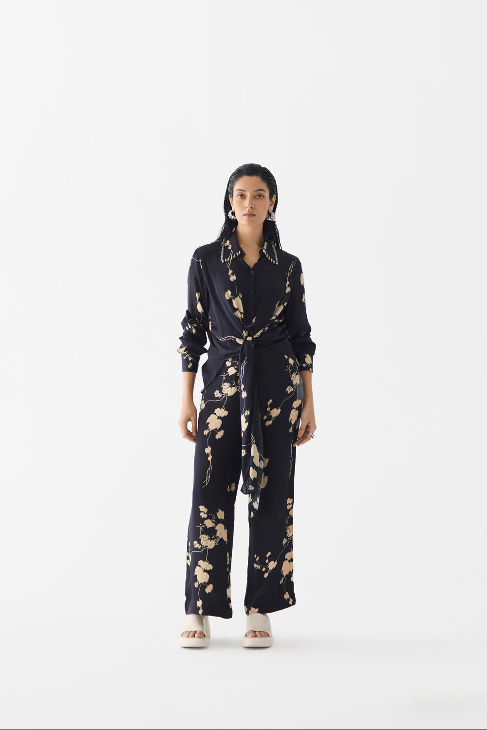 Black Sakura Crop Top and Pants