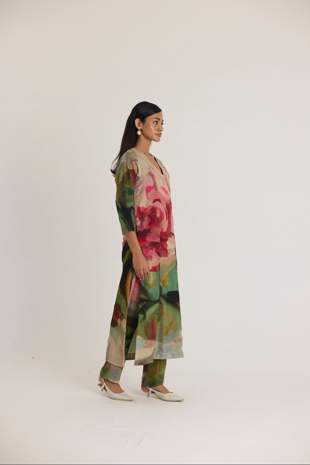 Tilly Embroidered Long V Neck Kurta Set