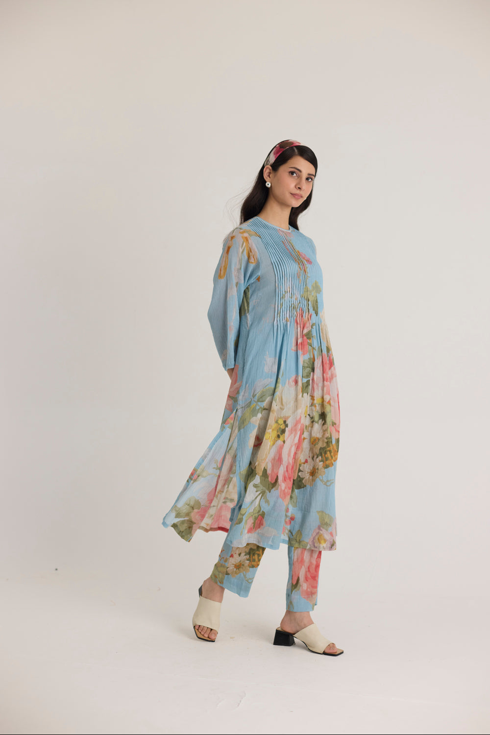 Taffy Pintucks Kurta Set