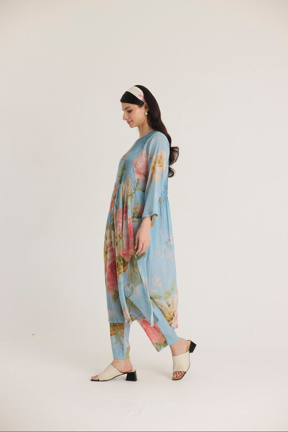 Taffy Pintucks Kurta Set