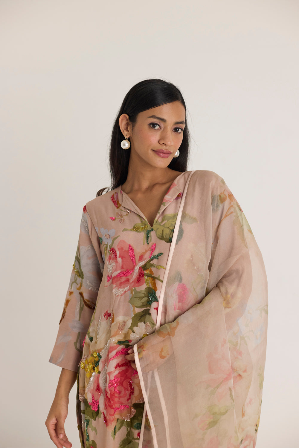 Hazel Embroidered Kurta Set