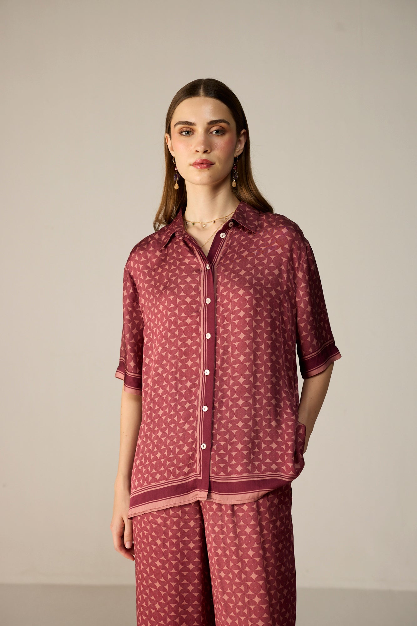 Noah Shirt Maroon