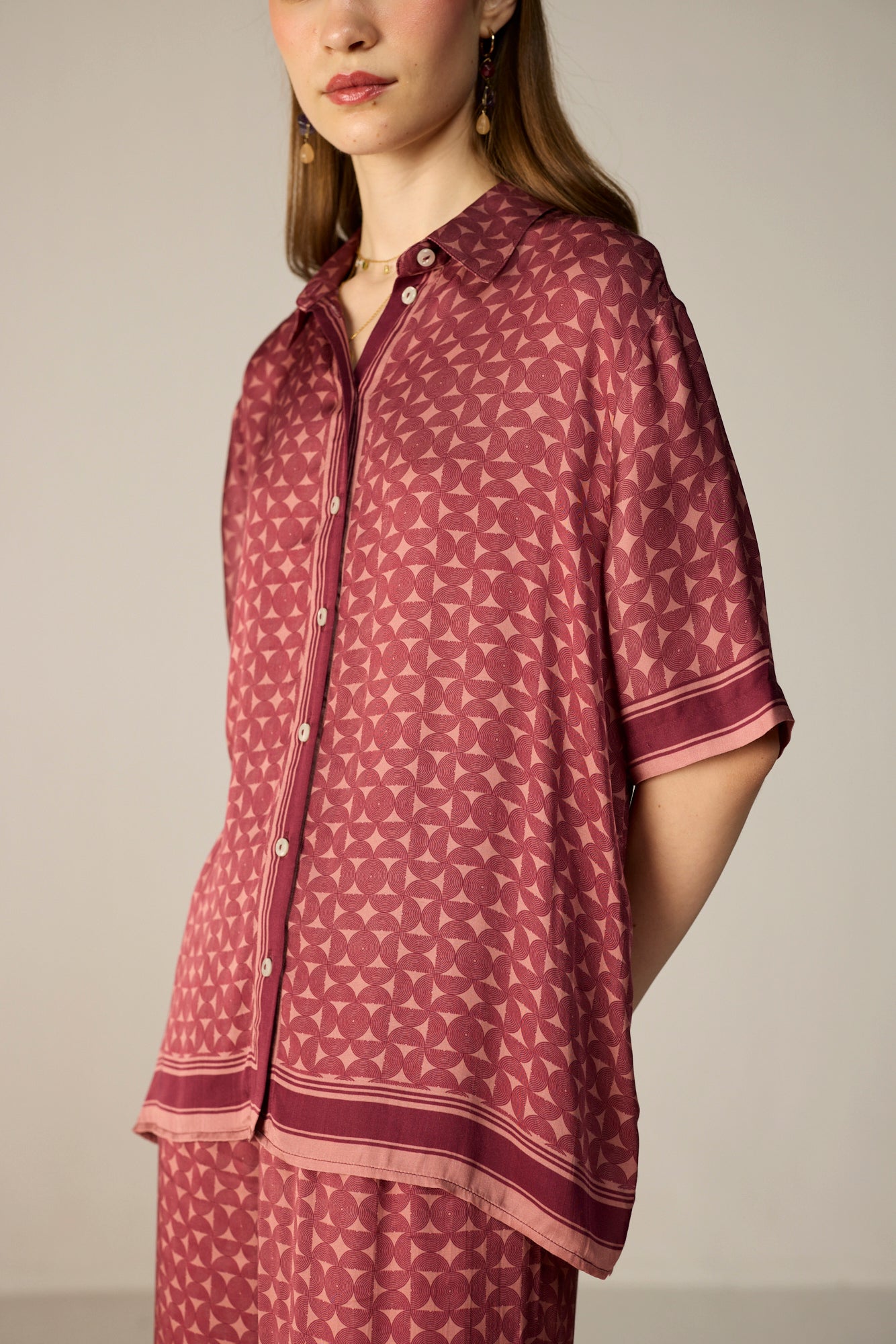 Noah Shirt Maroon