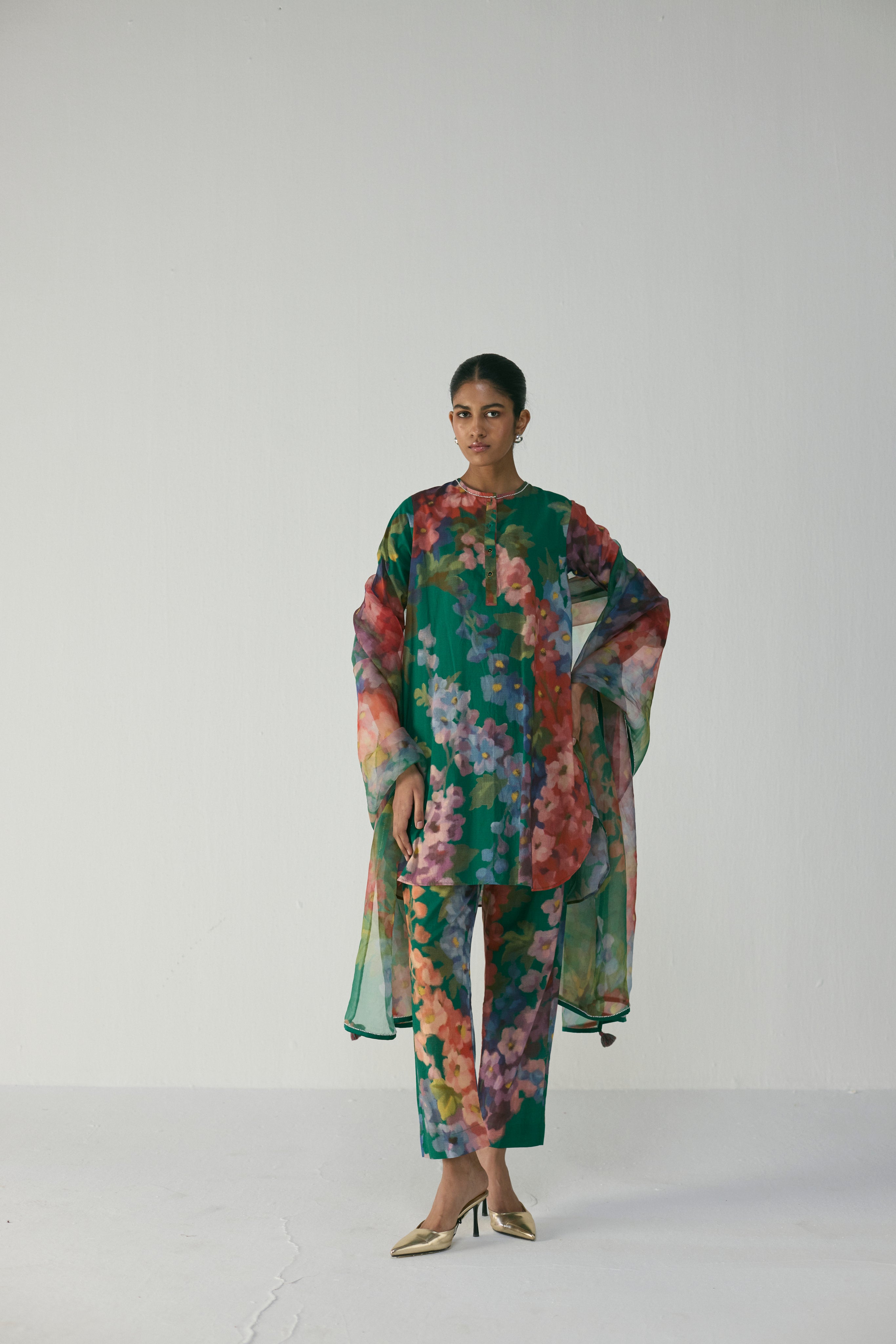 Thea Short Kurta Set