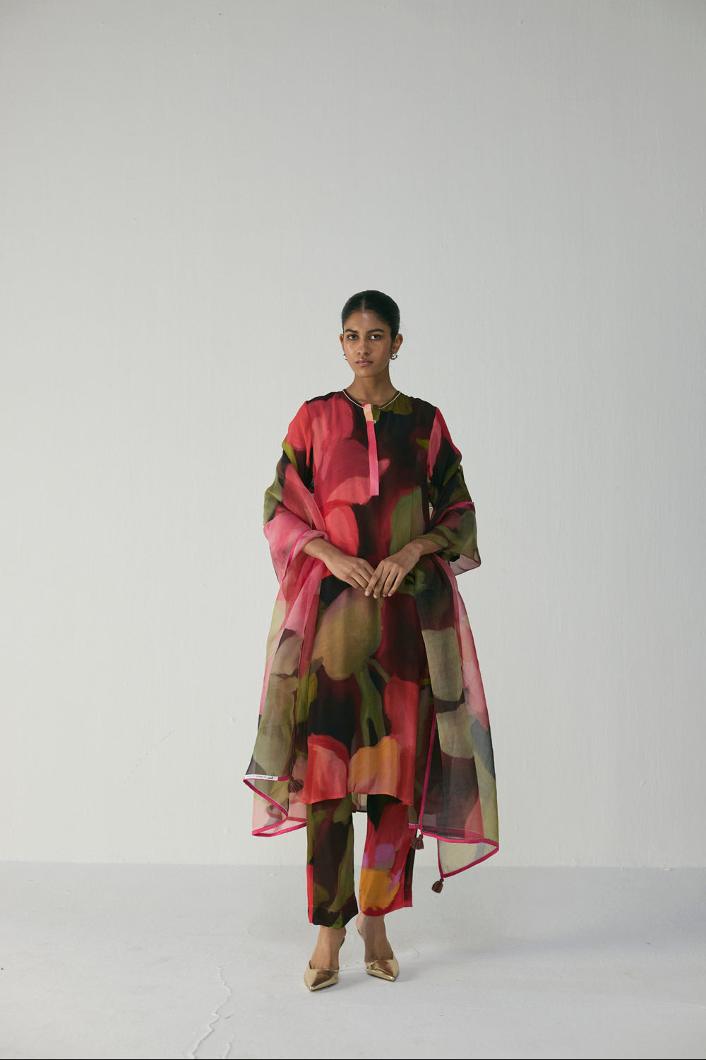 Manhattan Long Crepe Kurta Set