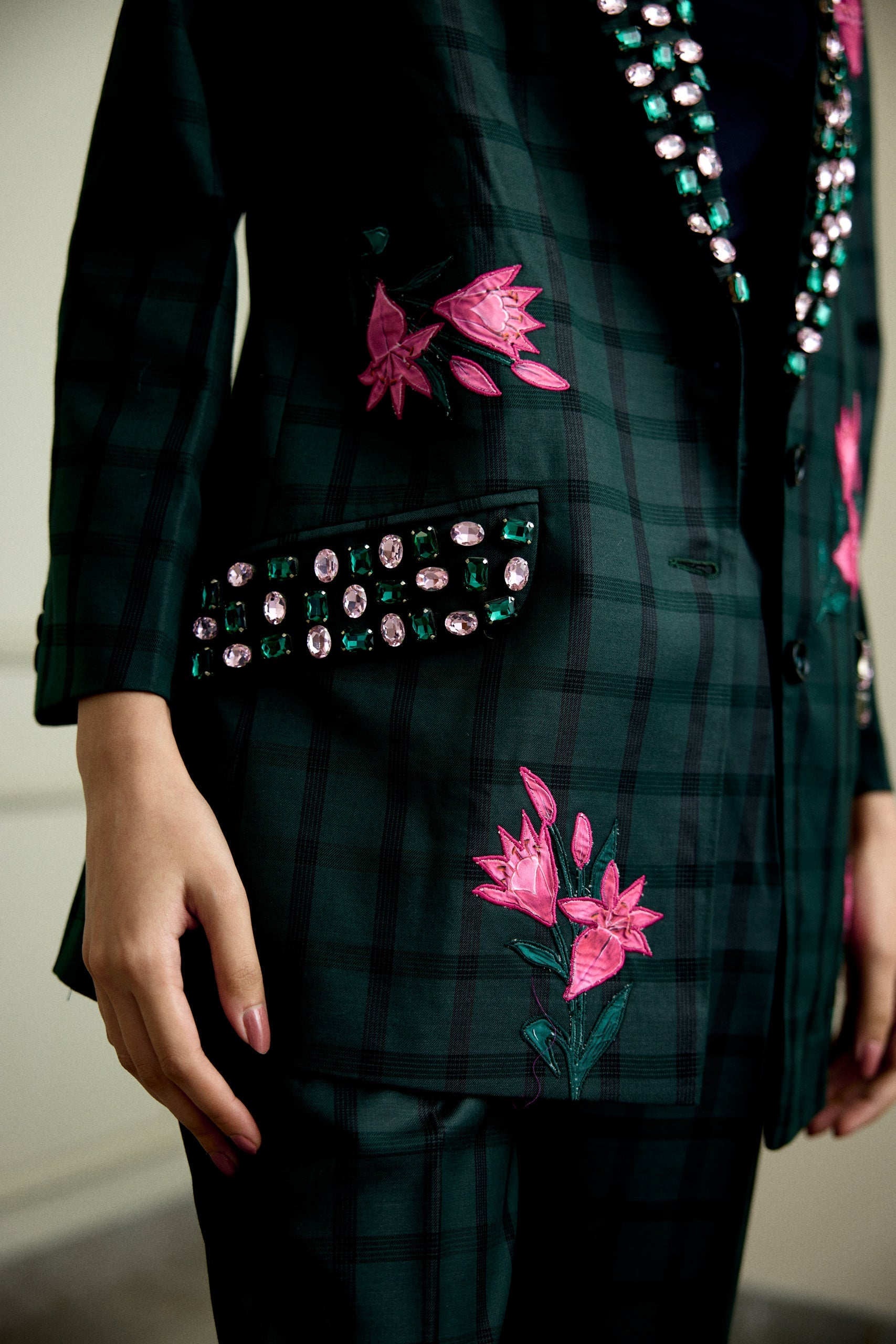 Noira Blazer