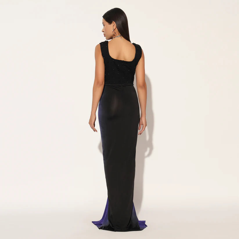 Auryth Gown