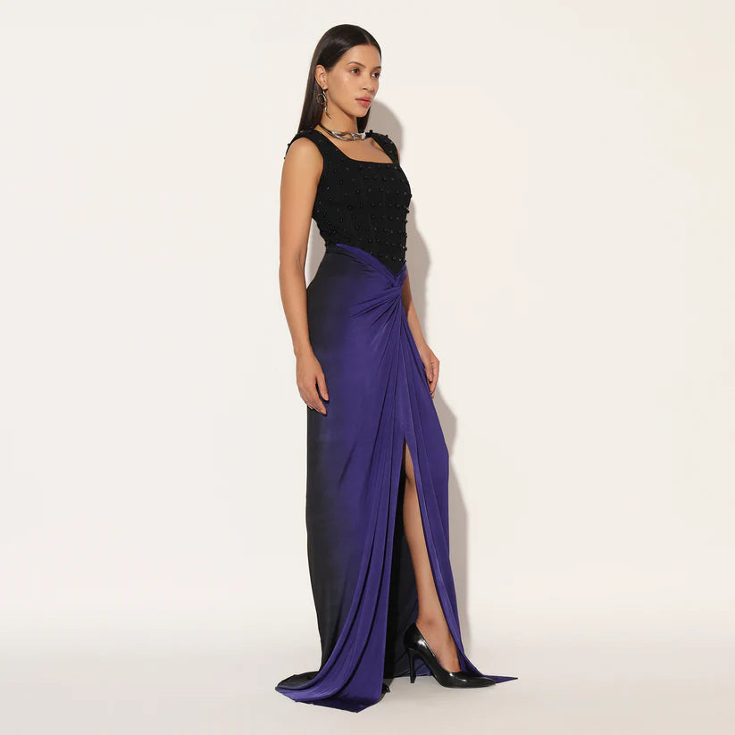 Auryth Gown