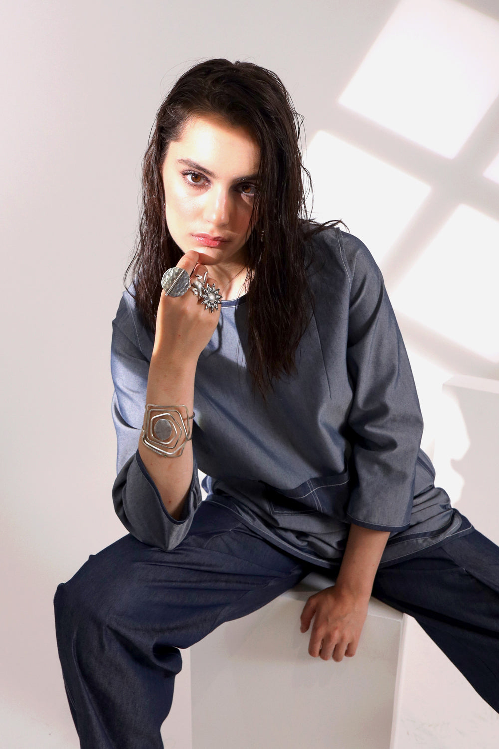 Maris Long Top