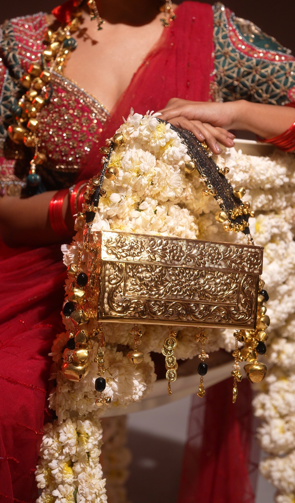 Chandini Hand & Slingbag