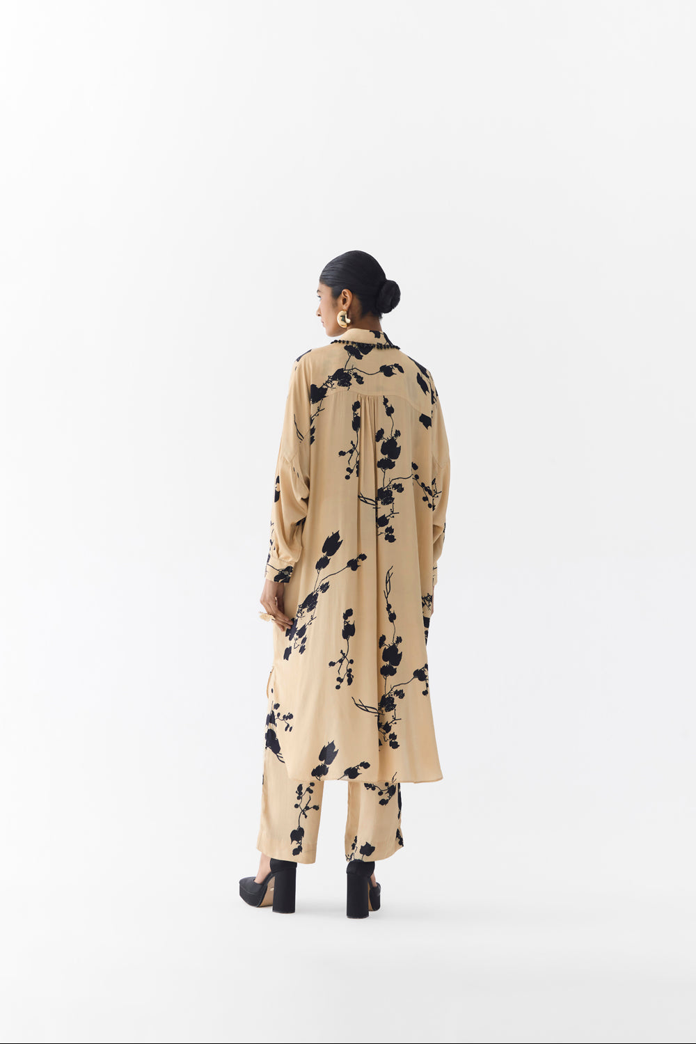Cream Sakura Kurta Shirt & Pants