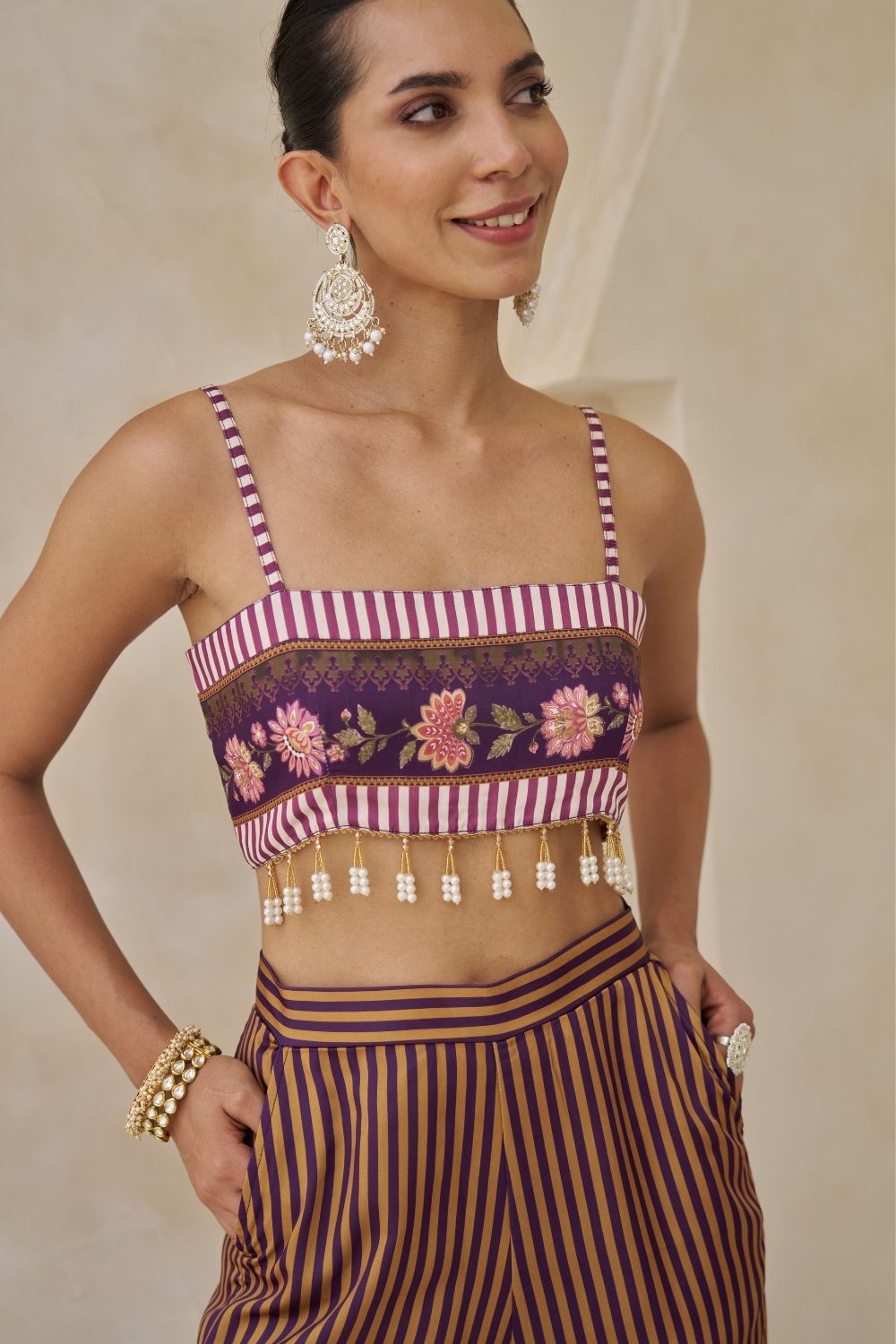 Urvi Set
