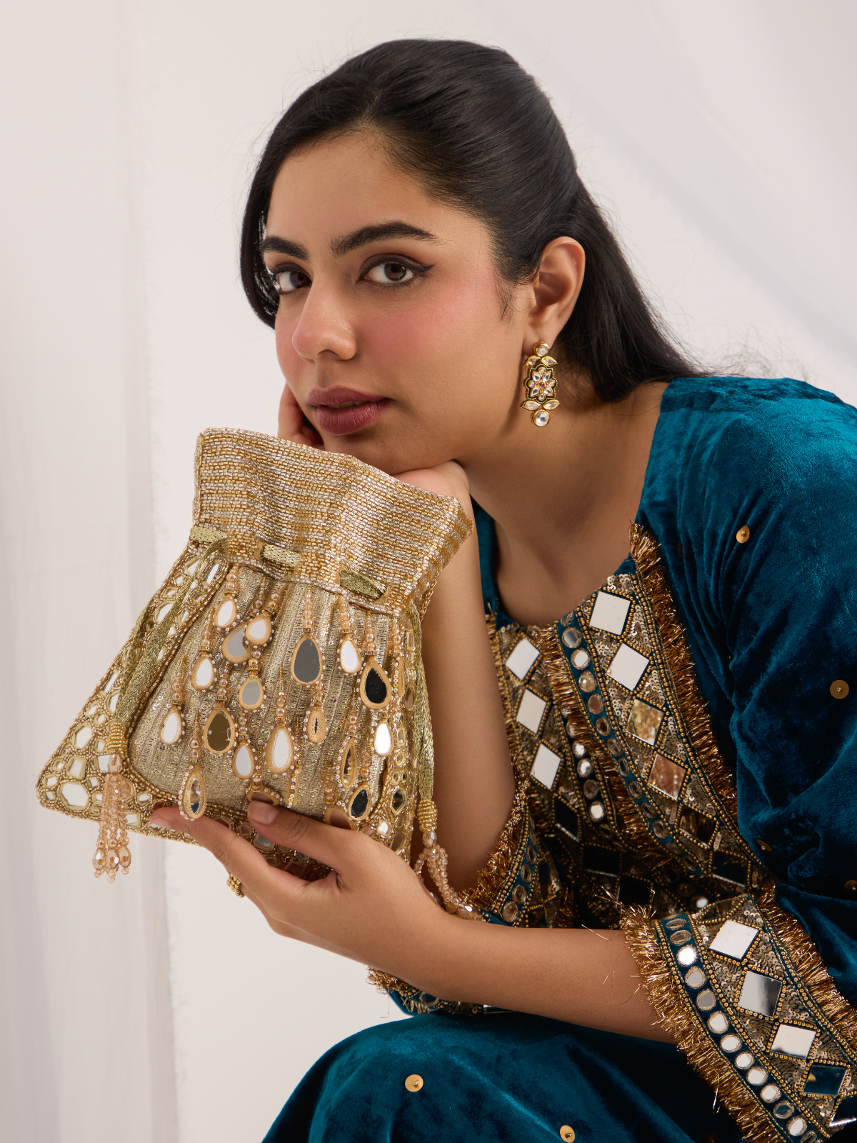 Sundara Mirror Gold