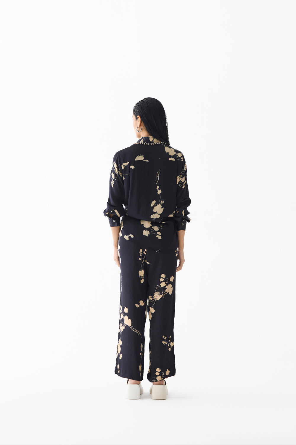 Black Sakura Crop Top and Pants