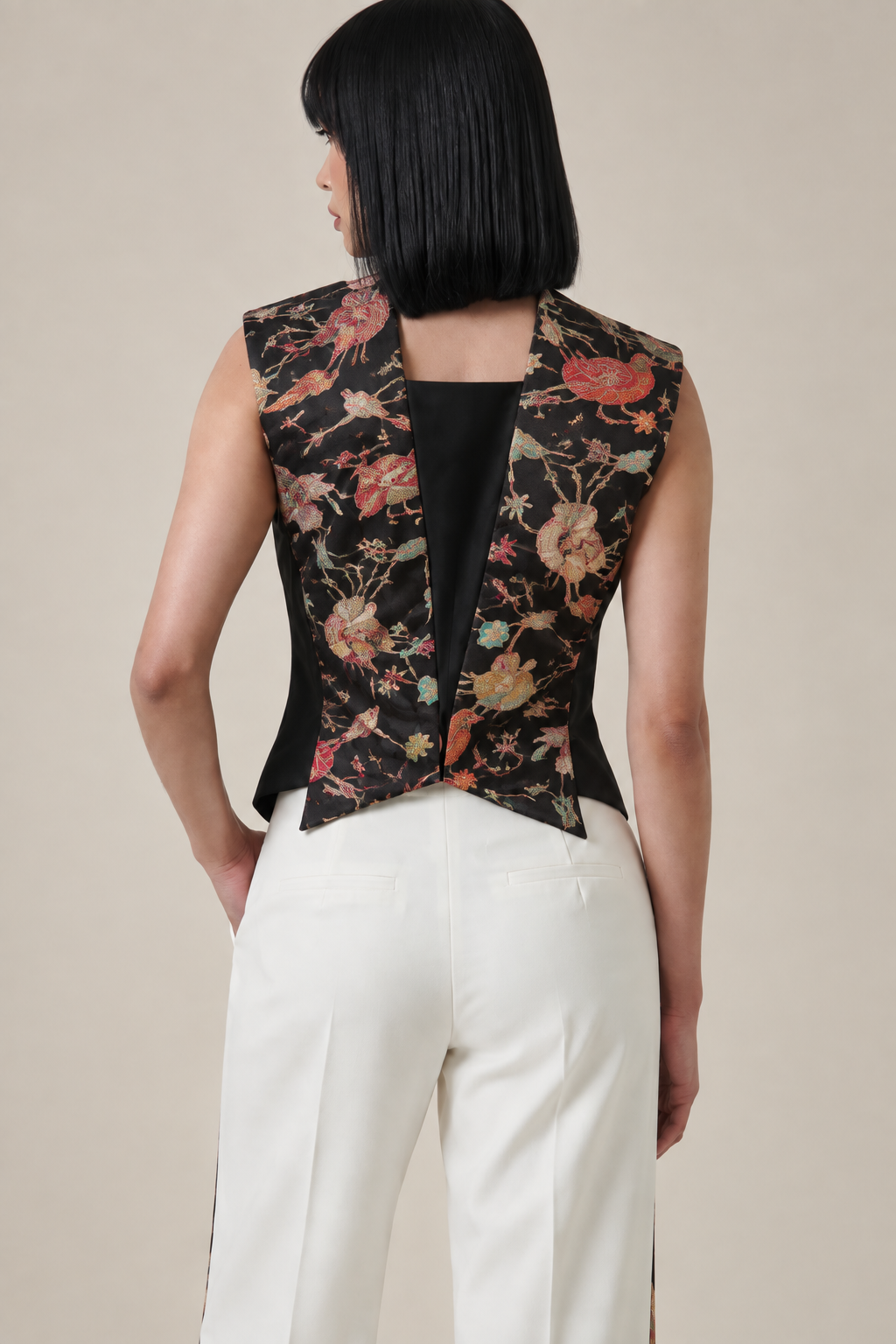 Embroidered Lapel Waist Coat