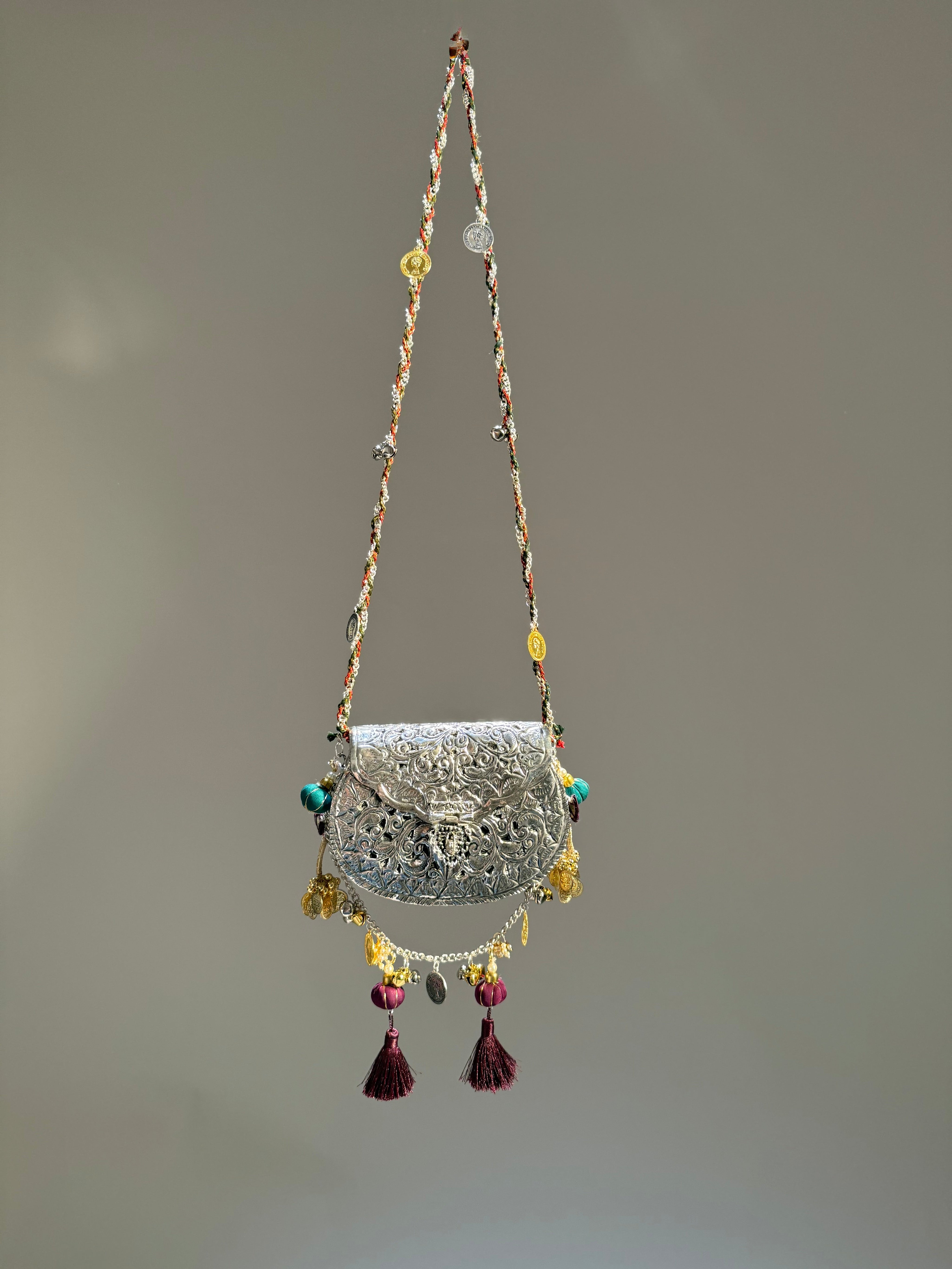 Raat Rani Slingbag