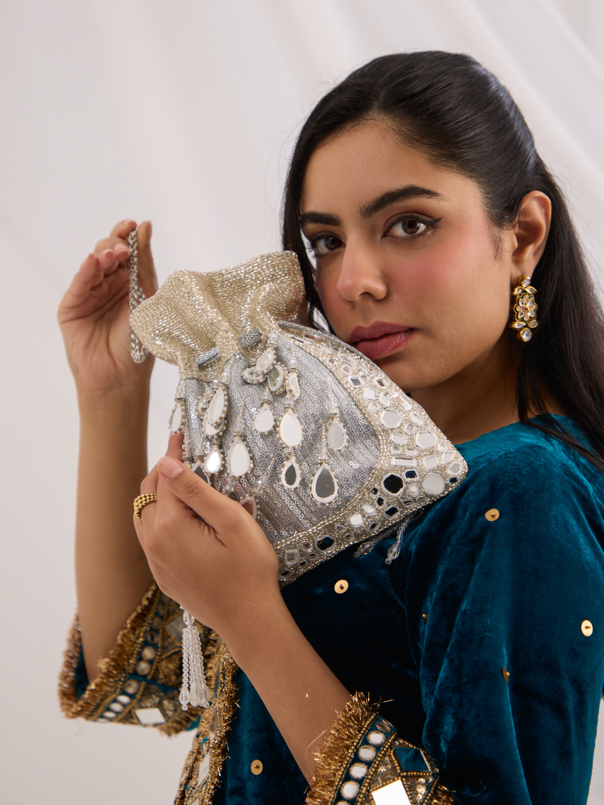 Sundara Mirror Silver