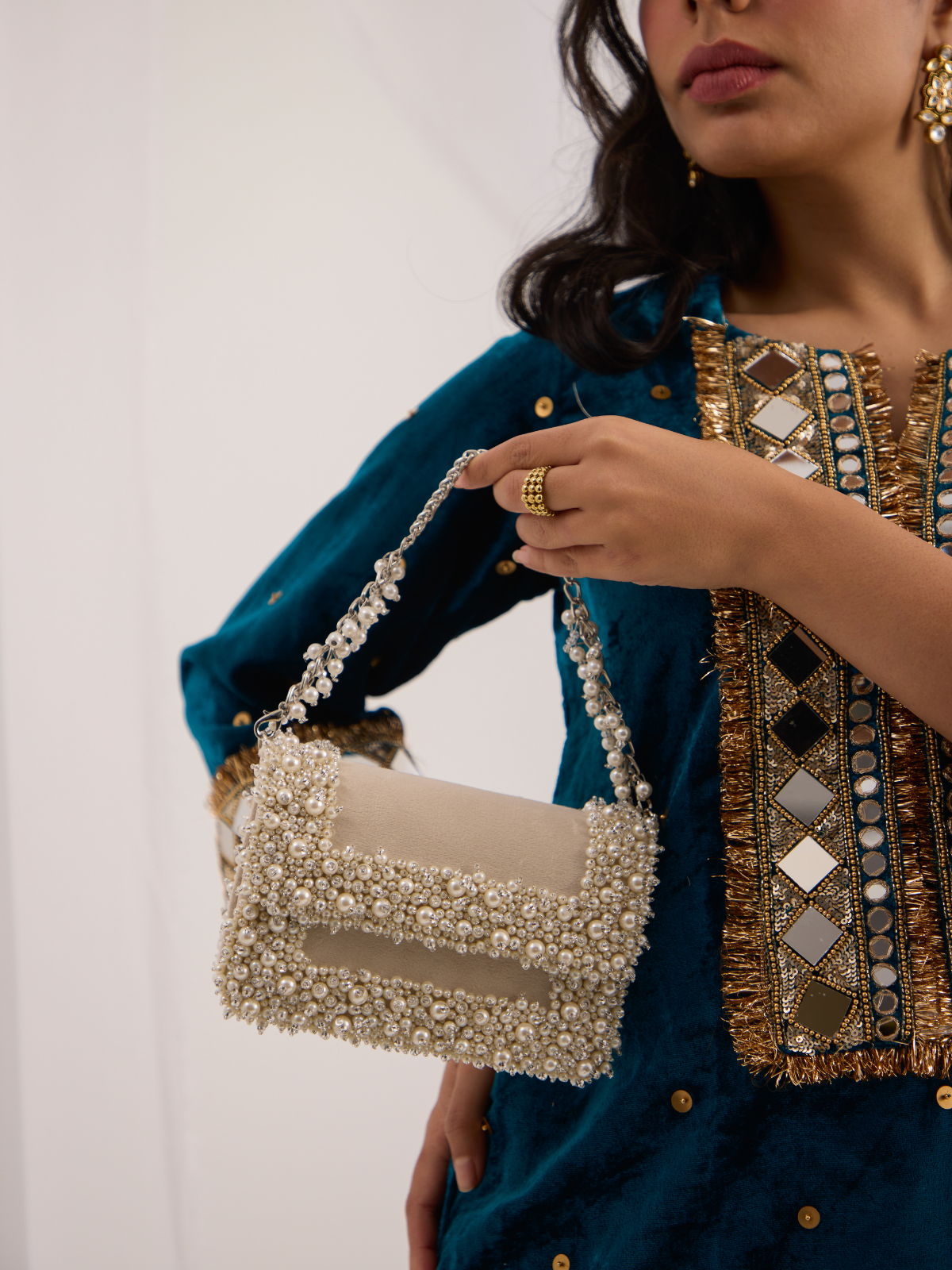 Aurel Pearl Medium Bag White
