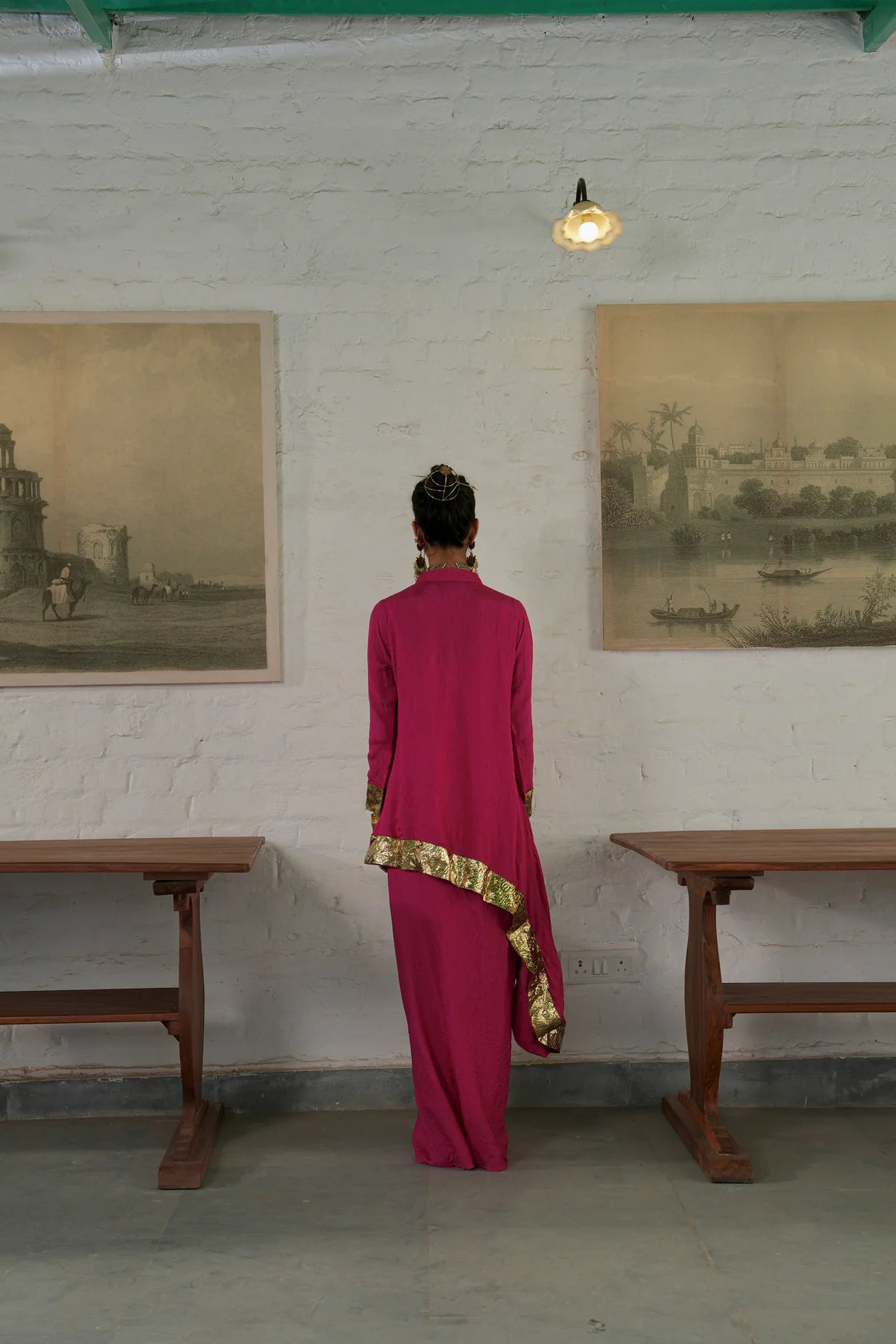 Asymmetric Kali Kurta Set