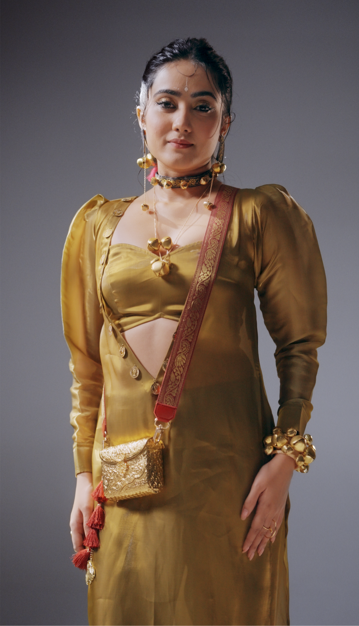Zari Lal Sling