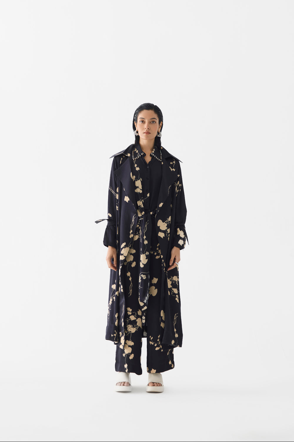Black Sakura Crop Top and Pants