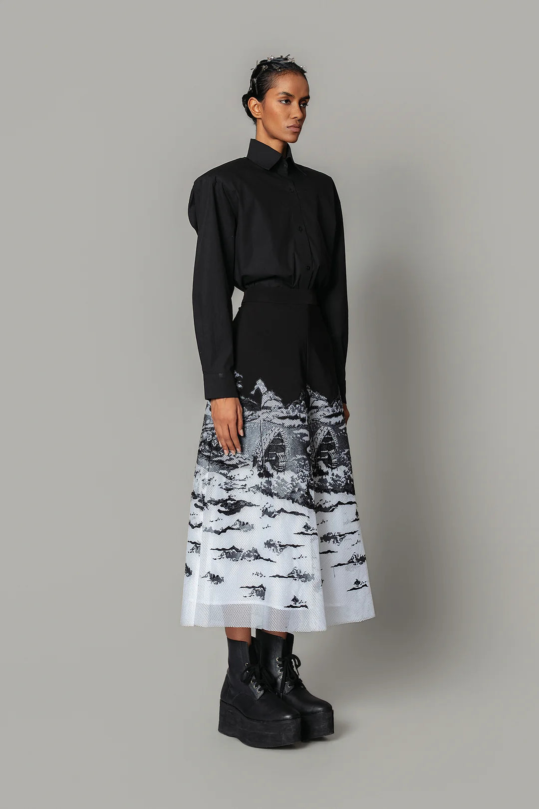 B&W Hokusai Embroidered Skirt
