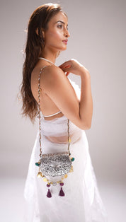 Raat Rani Slingbag
