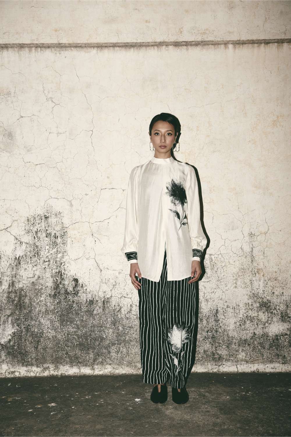 Stripe Comfort Shirt with Bloom Barrel Pants