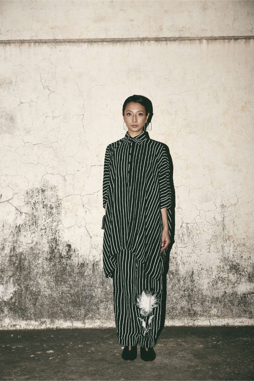 Stripe Comfort Shirt with Bloom Barrel Pants