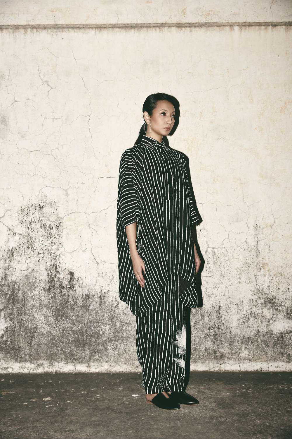 Stripe Comfort Shirt with Bloom Barrel Pants