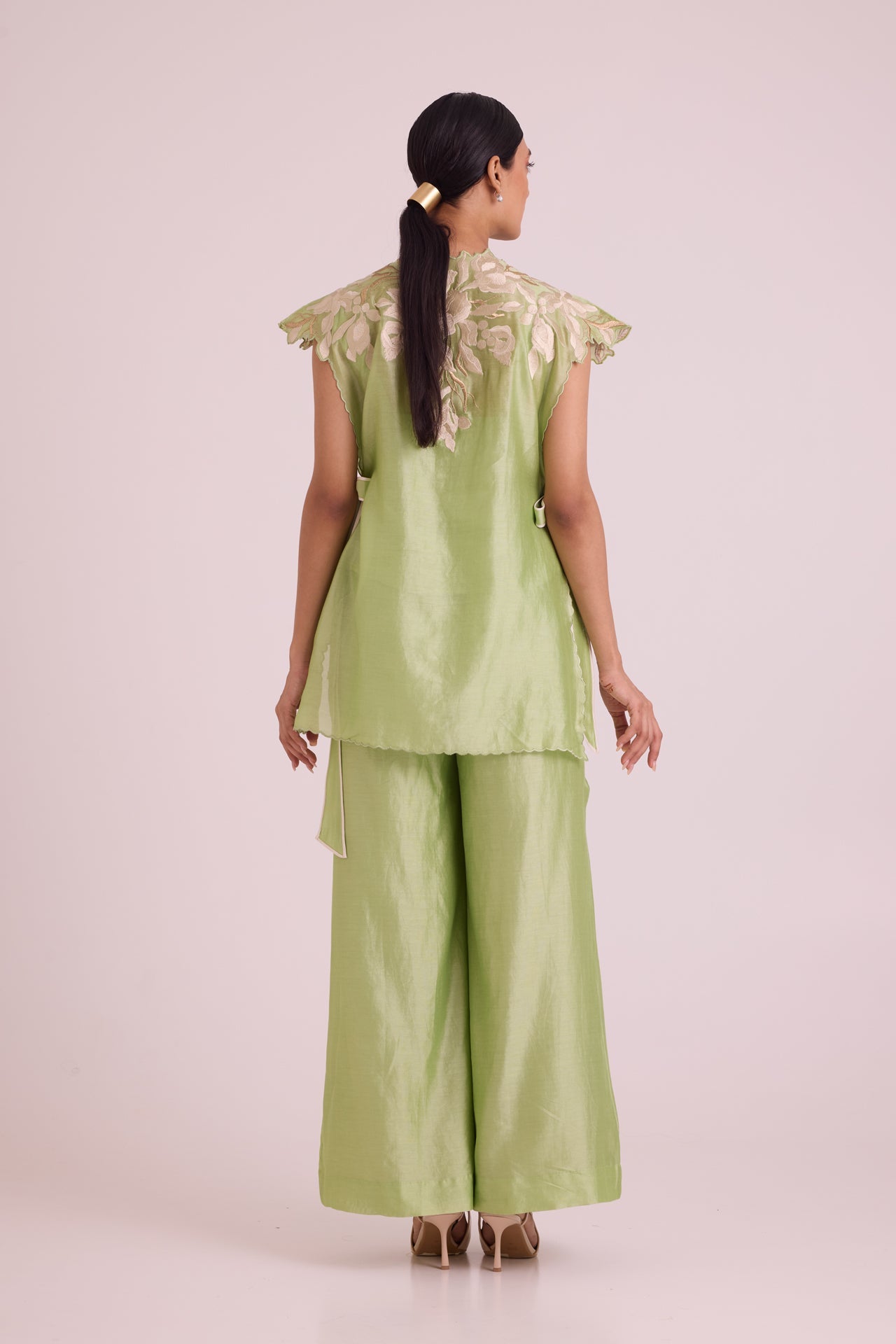 Lumi Floating Cape with Inner & Pants
