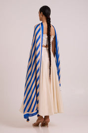 Hansa  Snow Laden Skirt Set