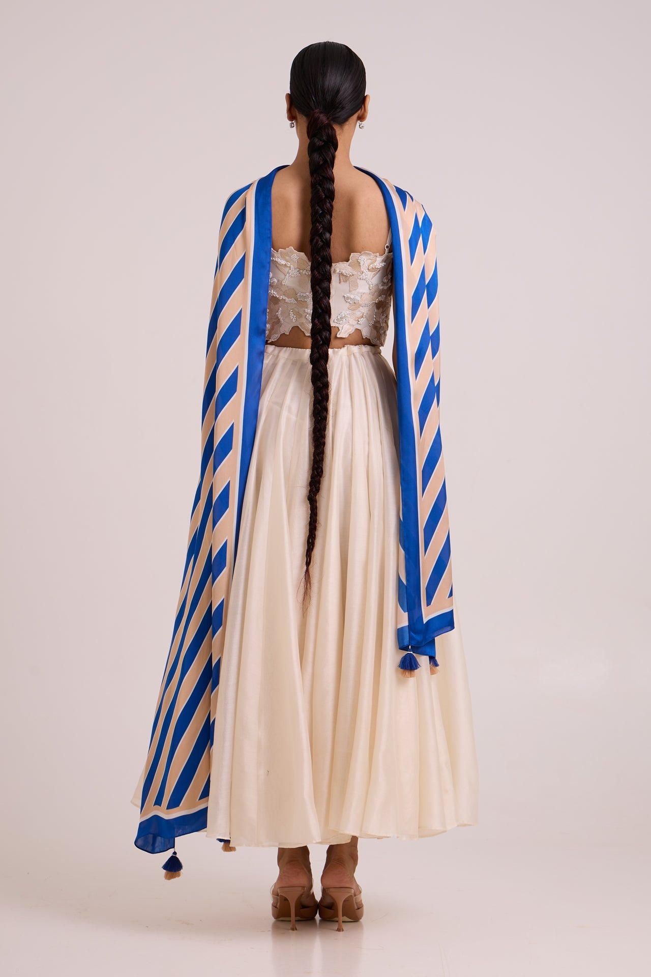 Hansa  Snow Laden Skirt Set