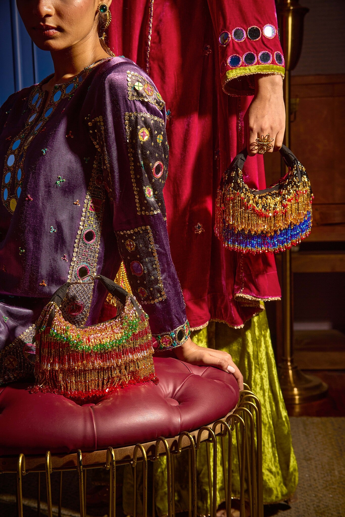 Faiza Boat Bag Gold Red