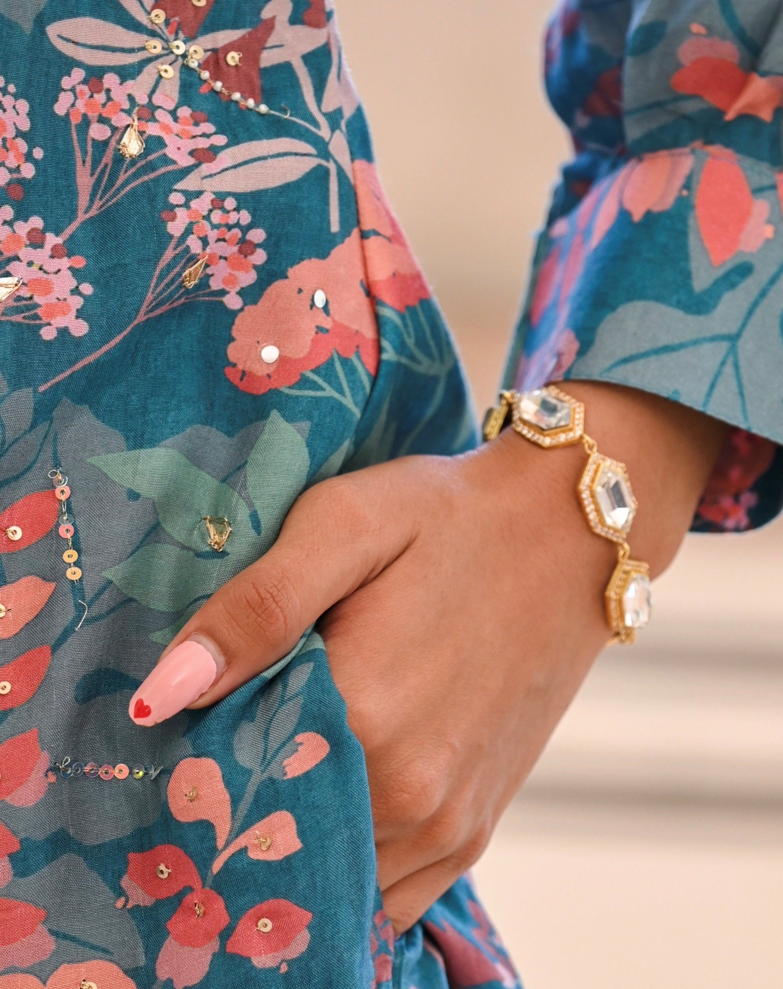 CaviBraceletWhite2.jpg
