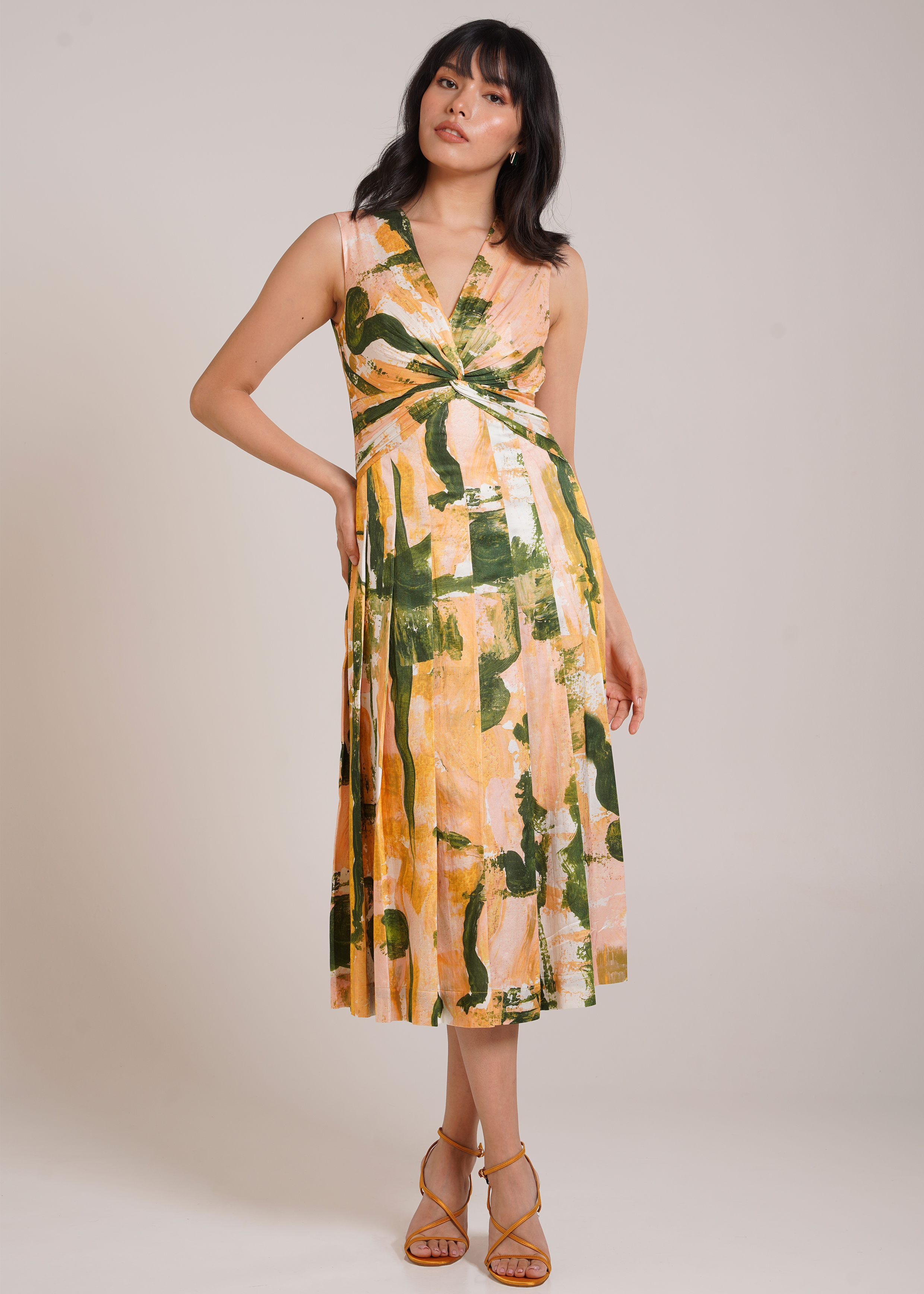 CeriPleatedDressF.png
