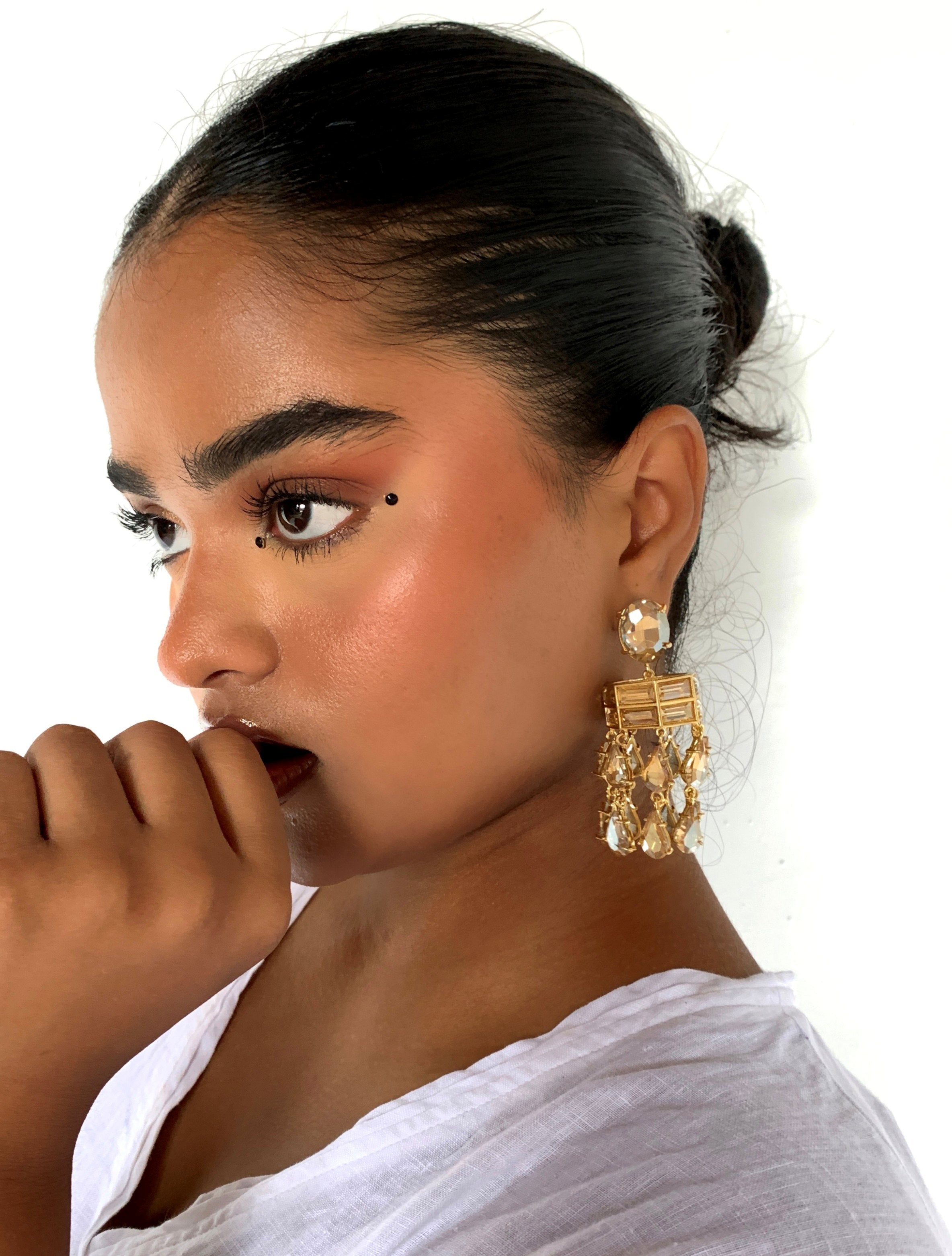 ChandelierDropEarrings_5_lessthan1MB.jpg