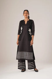 Grid Ground Kurta & Pixel Line Pants & Petal Grid Jacket