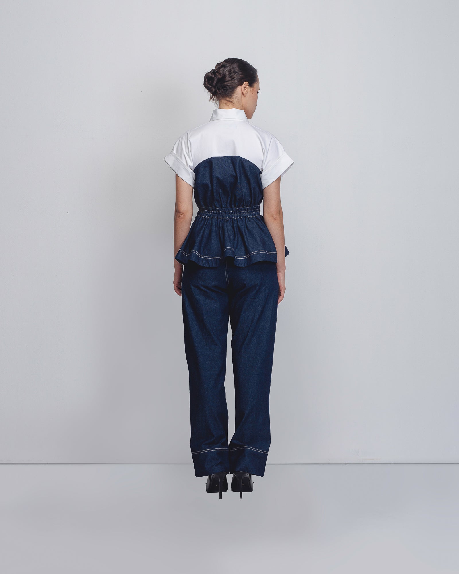 Cup Jeans