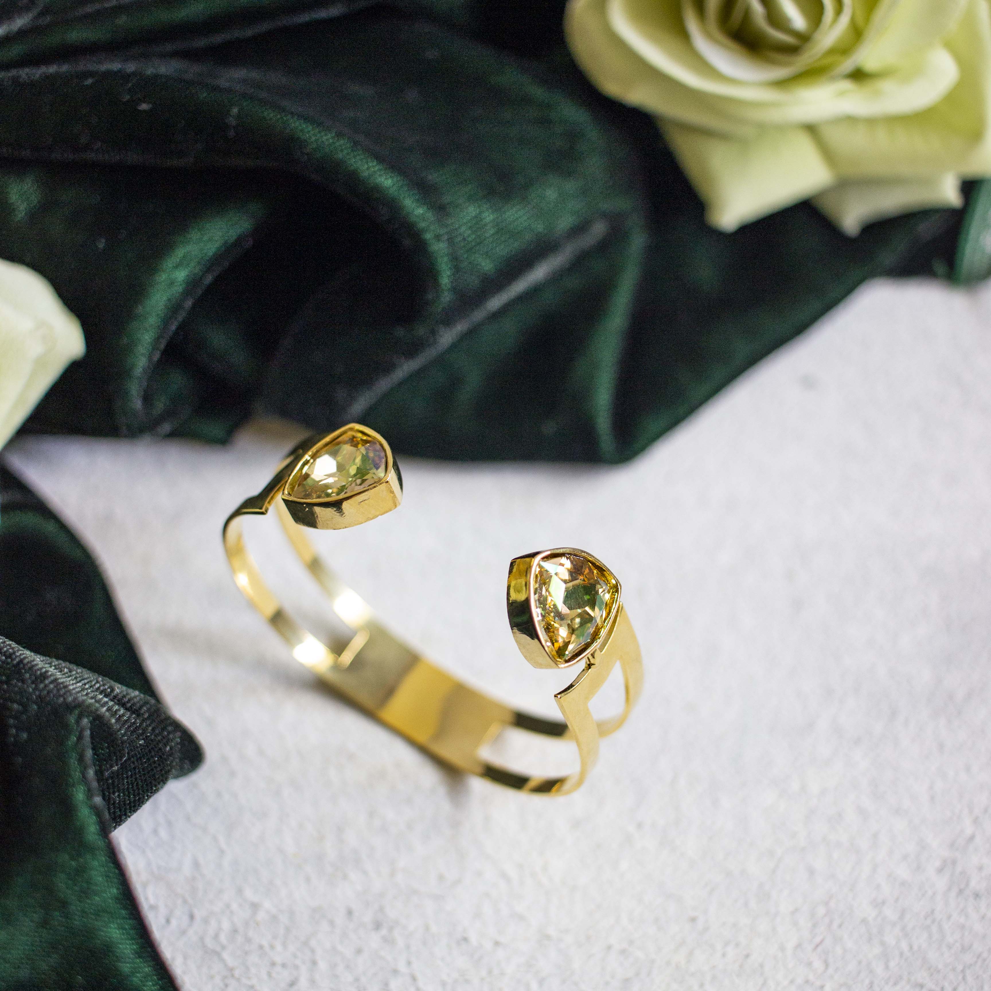 Cuff_Crystal_Bracelet.jpg