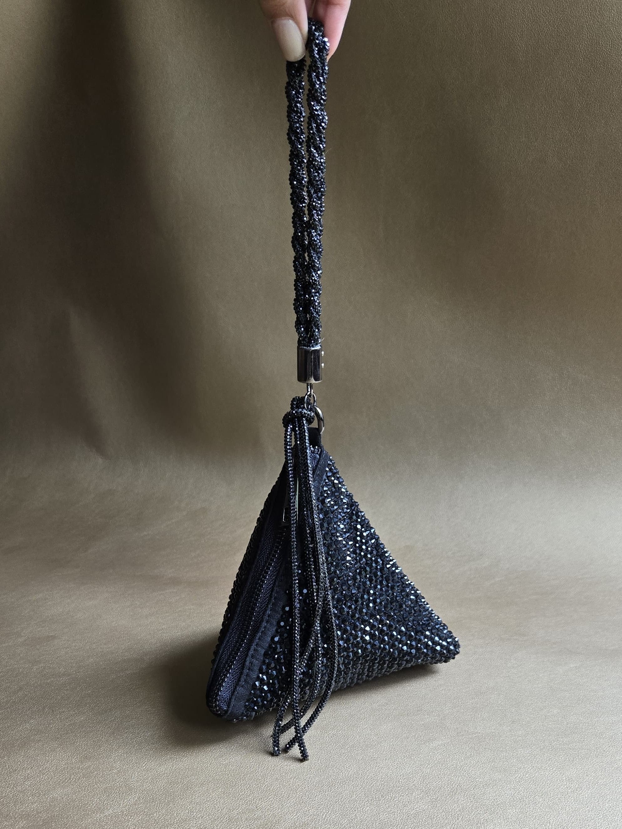 Black Delhi Wristlet